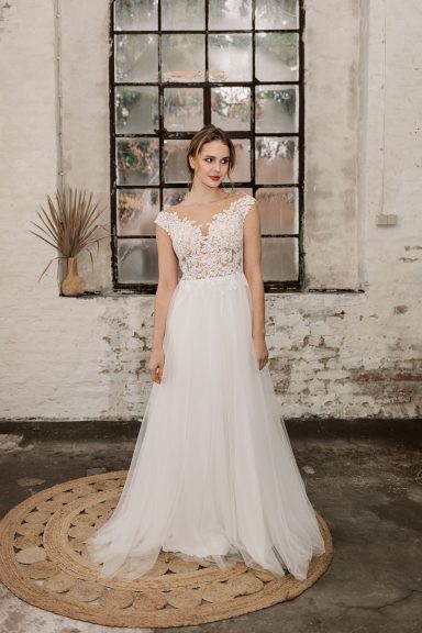 Esther Hofmann Bridal